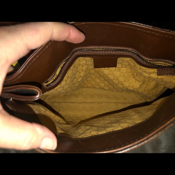 Authentic Vintage Distressed Gucci Bag - Picture 5 of 13
